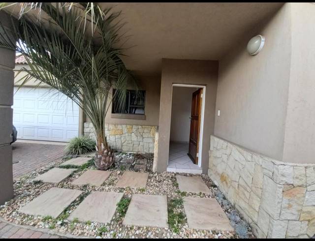 3 BEDROOM PROPERTY TO RENT IN MANTEVREDE